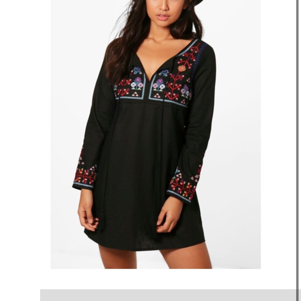 Boohoo shift dress. Never worn with tags